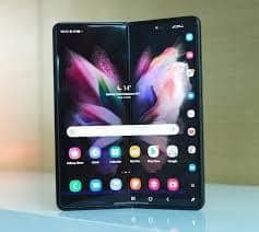 Samsung Galaxy Z Fold 3